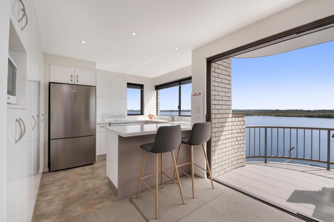Wharf Lodge River View Apartment Maroochydore Eksteriør billede
